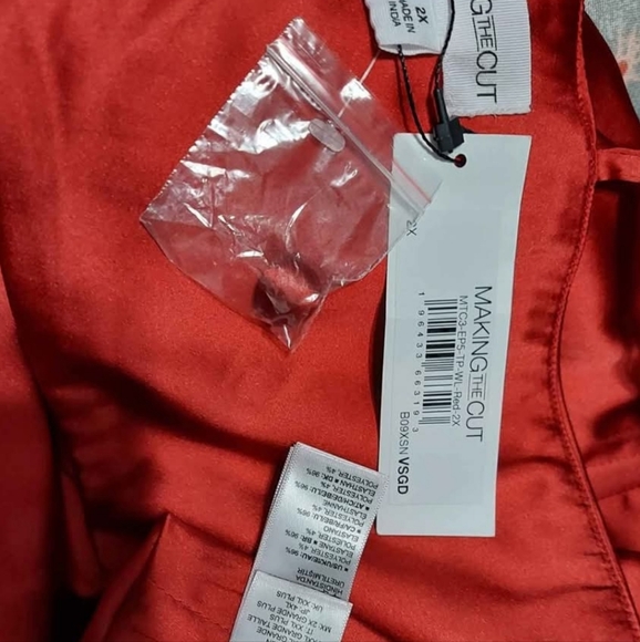 NWT Making The Cut Red Formal Camisole Top - Picture 6 of 6